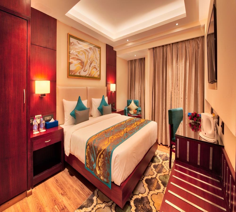 โกลเดน ทิวลิป เอสเซนเชียลส์ ไชยปุระ Hotel ชัยปุระ ภายนอก รูปภาพ